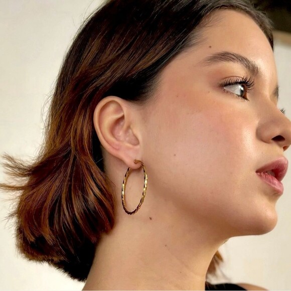 Fashion Bohemian Style 18K Gold Plated Twisted Oil Drop Thin Big Hoop Earrings - Picture 7 of 13